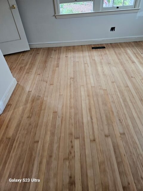 Hardwood Sand & Refinish