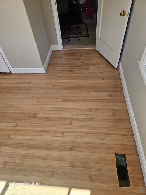 Hardwood Sand & Refinish