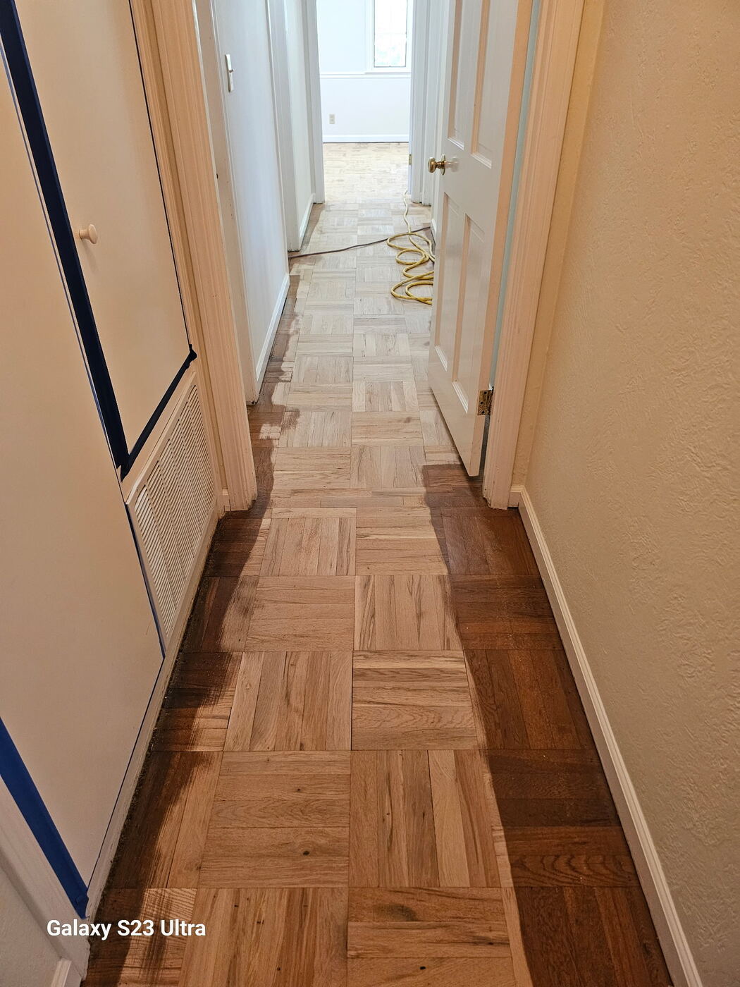 Hardwood Sand & Refinish